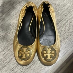 Tory Burch Reva Metallic Gold Ballet Flat With Gold Metal Double T Logo SZ 8